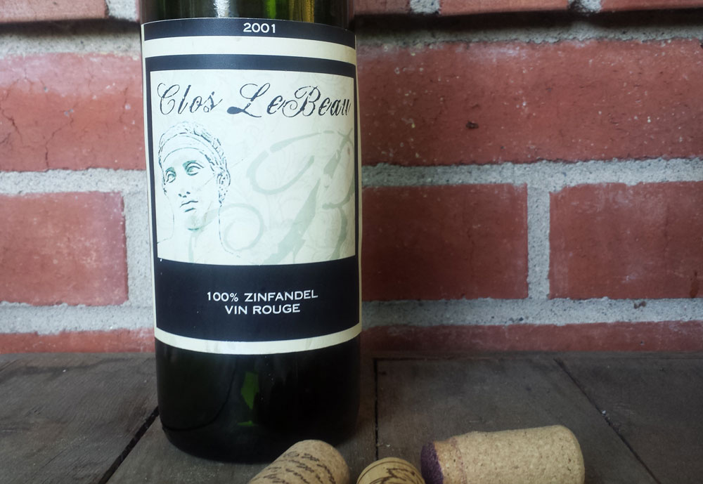 Wine label by Lellobird