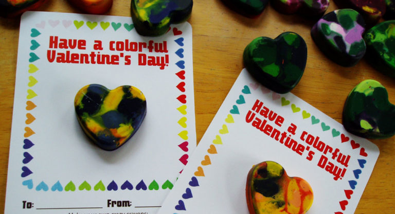 Free Valentine's Day crayon printable from Lellobird