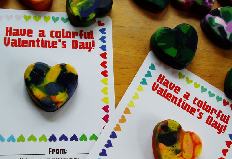 Free Valentine's Day crayon printable from Lellobird